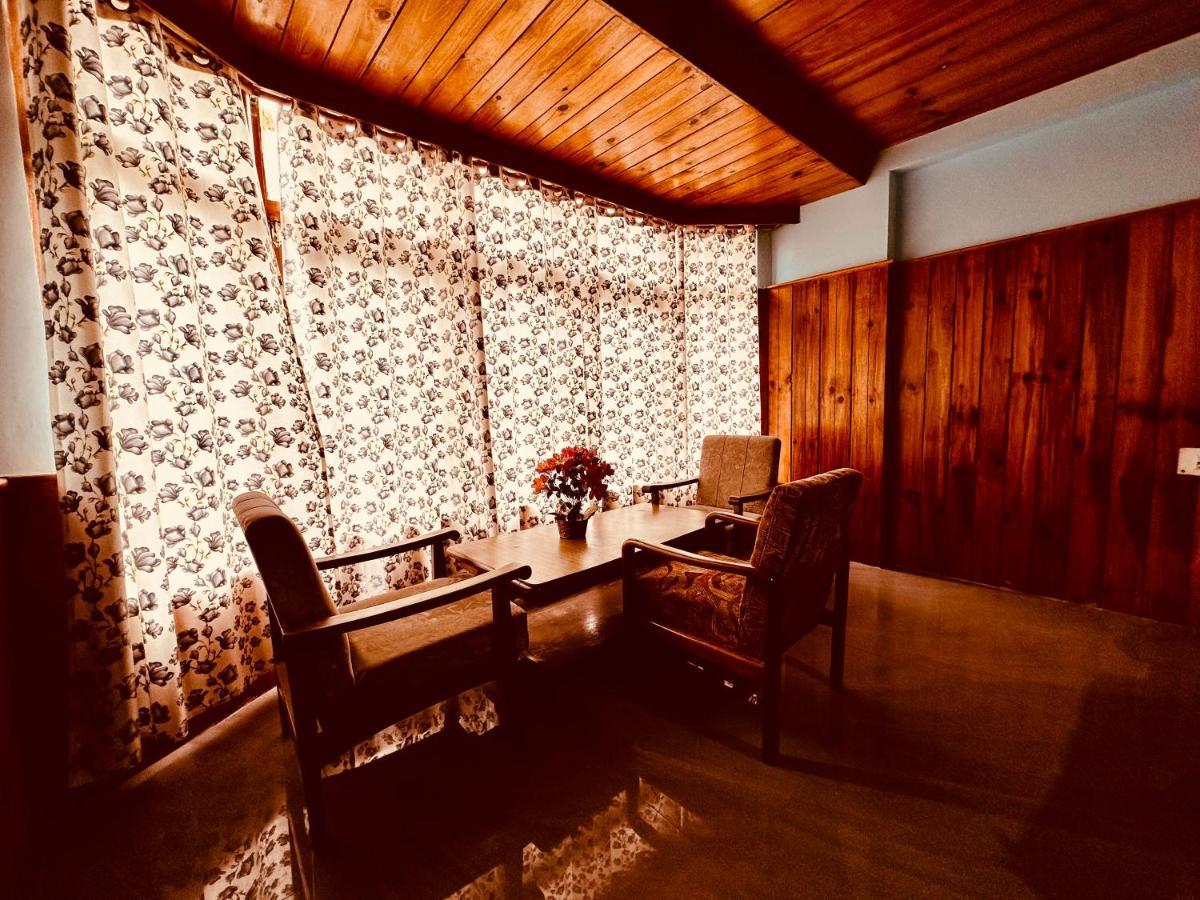 Hotel D Kanchan Manali Екстер'єр фото